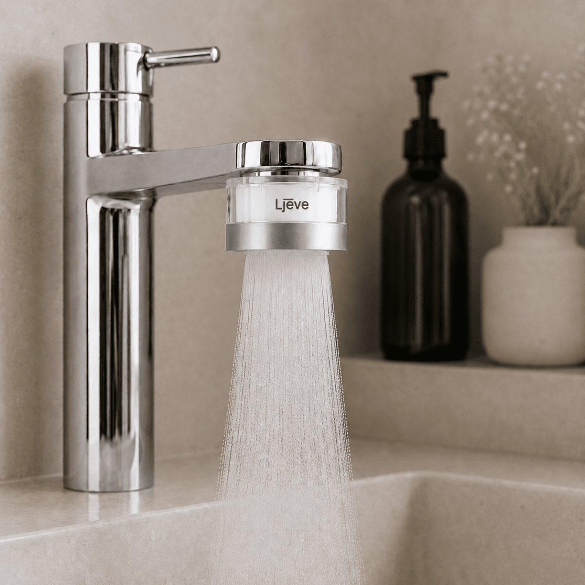Filtro Ljēve™ rubinettoLjēve™ | Pure Water SkinLjēve™ | Pure Water SkinFiltro Ljēve™ rubinetto